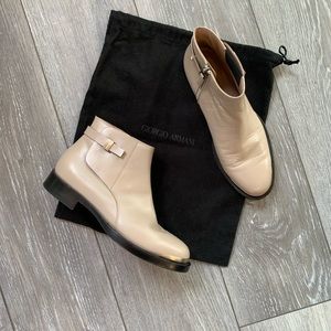 Giorgio Armani booties size 37 color beige